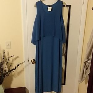 Beautiful NWT Blue Gown. Great for Prom, Formal,
